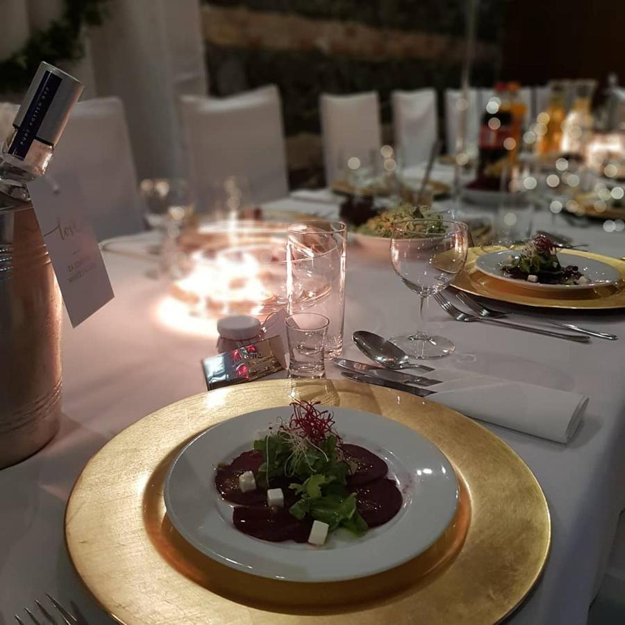 Amadeus Hotel Zielona Gora Esterno foto