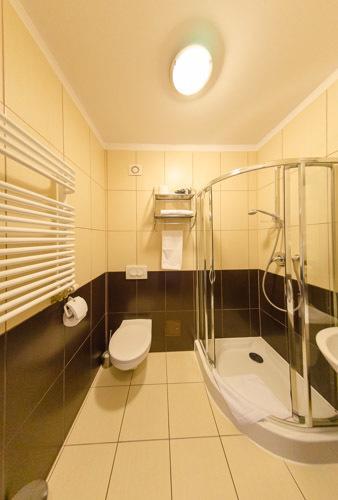 Amadeus Hotel Zielona Gora Esterno foto