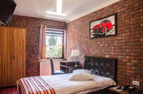 Amadeus Hotel Zielona Gora Esterno foto